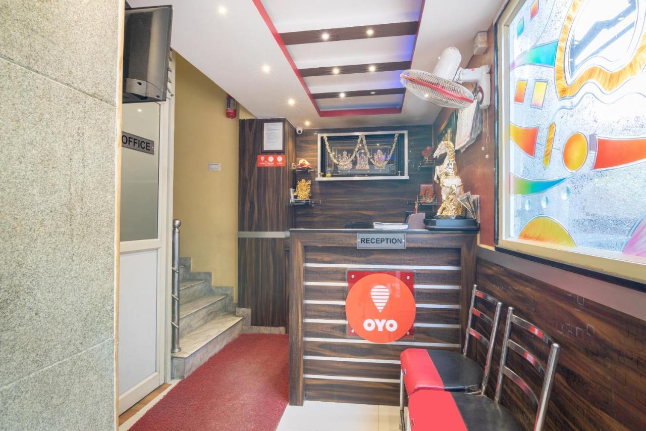 Oyo 13594 Mathrushree Residency Hotel Бангалор Екстериор снимка