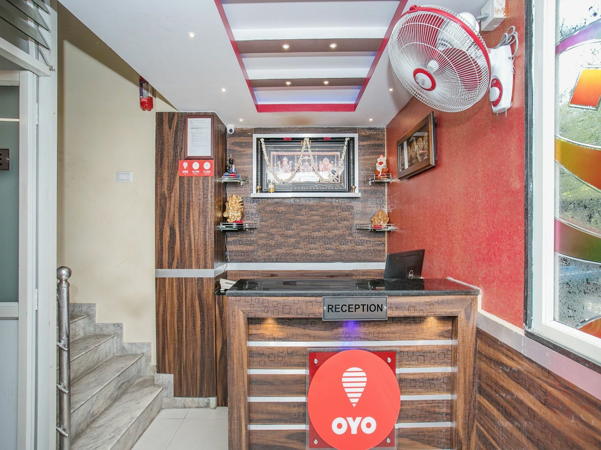 Oyo 13594 Mathrushree Residency Hotel Бангалор Екстериор снимка